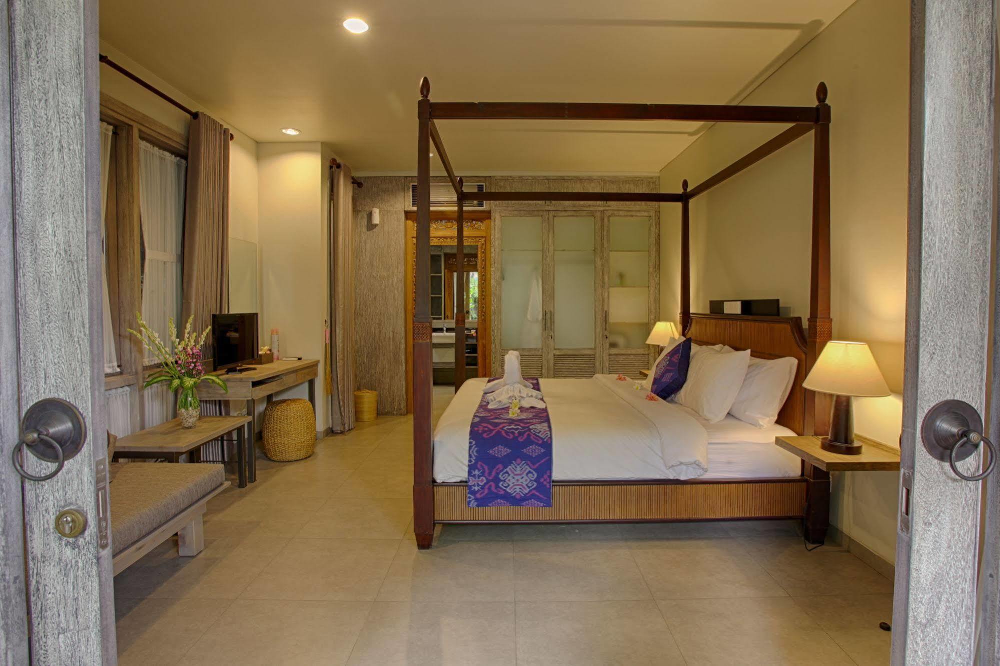 The Poh Jimbaran Villa Exterior photo
